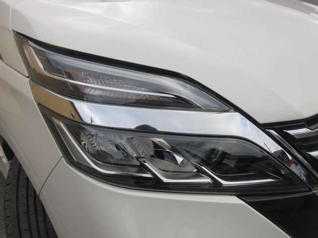 日産 セレナ ２．０ ハイウェイスター Ｖ R1年 (関東) 99