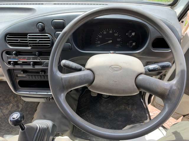 ダイハツ ハイゼットトラック ６６０ クライマーＳ 三方開 ４ＷＤ H8年 () 99
