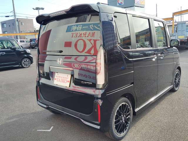 ホンダ Ｎ　ＢＯＸ カスタム ６６０ ターボ コーディネートスタイル ２トーン R7年 (東海) 99