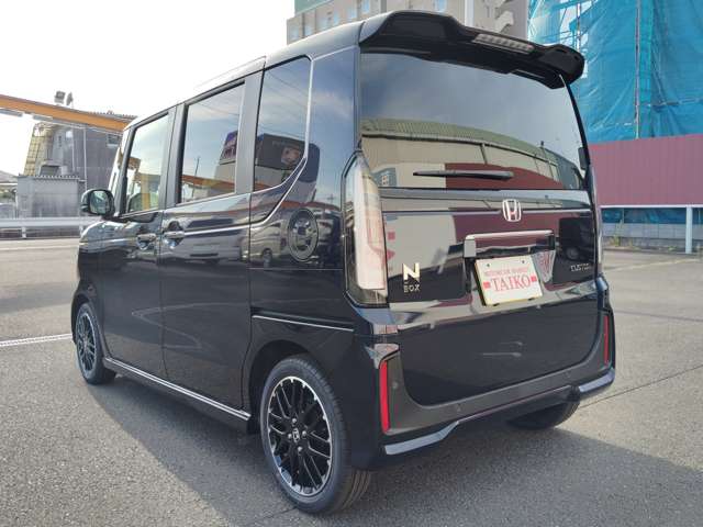 ホンダ Ｎ　ＢＯＸ カスタム ６６０ ターボ コーディネートスタイル ２トーン R7年 (東海) 99