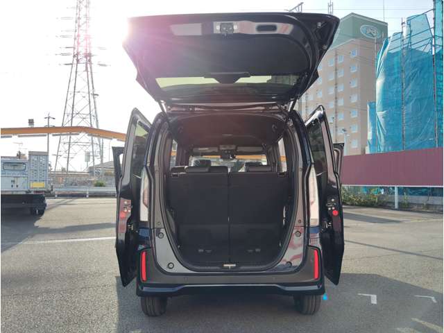 ホンダ Ｎ　ＢＯＸ カスタム ６６０ ターボ コーディネートスタイル ２トーン R7年 (東海) 99