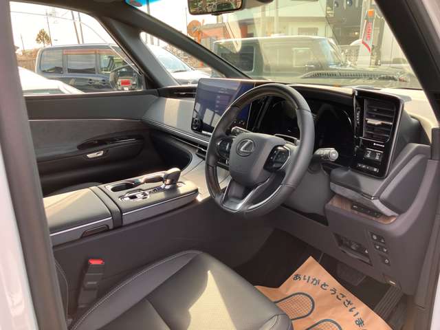 レクサス ＬＭ５００ｈ ５００Ｈ バージョンＬ ４ＷＤ R7年 (東海) 99