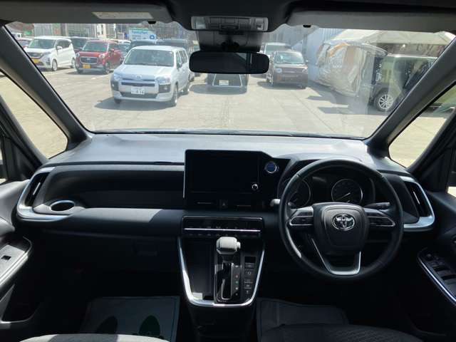 トヨタ ヴォクシー １．８ ハイブリッド Ｓ－Ｇ Ｅ－ＦＯＵＲ ４ＷＤ R4年 (北海道) 99