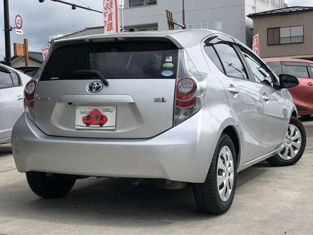 トヨタ アクア １．５ Ｓ H25年 (関東) 99