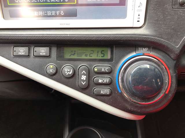 トヨタ アクア １．５ Ｓ H25年 (関東) 99