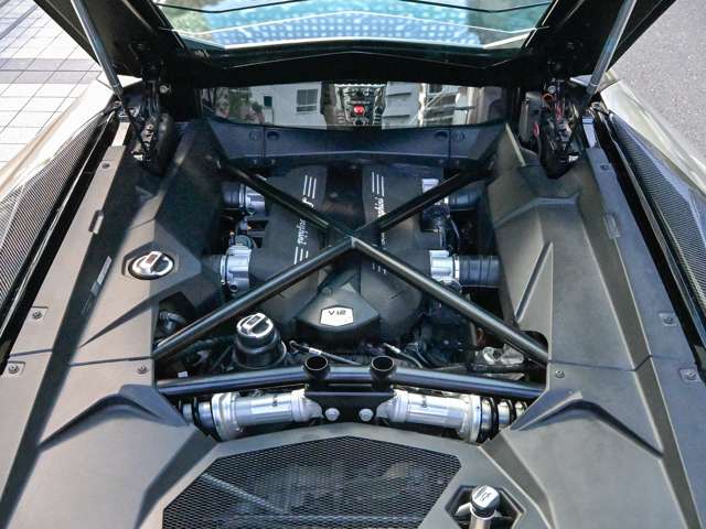 ランボルギーニ アヴェンタドール ＬＰ７００－４ ４ＷＤ H29年 (関東) 99