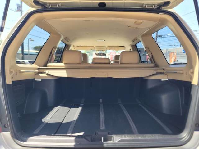 スバル フォレスター ２．０ Ｌ．Ｌ．ＢＥＡＮ エディション ４ＷＤ H17年 (関東) 99