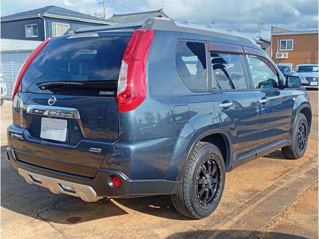 日産 エクストレイル ２．０ ２０ＧＴ ディーゼルターボ ４ＷＤ H23年 (甲信越・北陸) 99