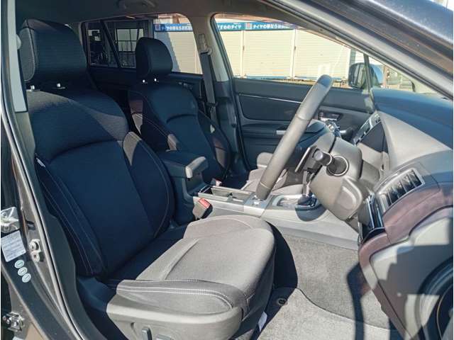 スバル レヴォーグ １．６ ＧＴ アイサイト ４ＷＤ H27年 (甲信越・北陸) 99
