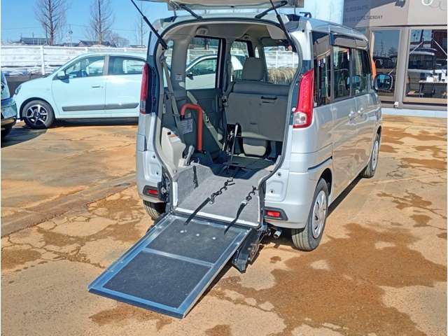 スズキ スペーシア ６６０ Ｅ ウィズ 車イス移動車 リアシート付 H27年 (甲信越・北陸) 99