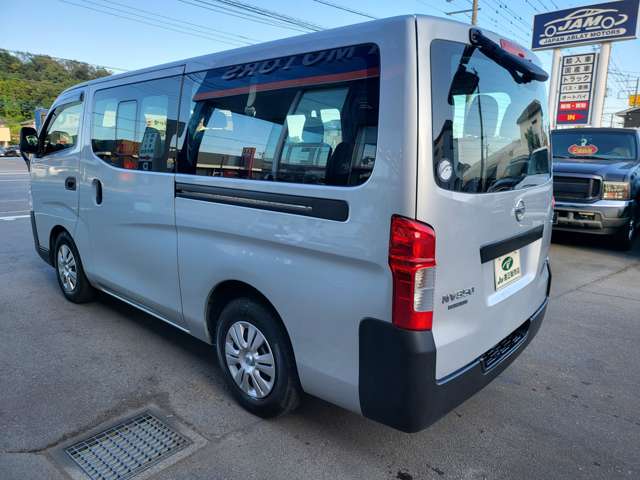 日産 ＮＶ３５０キャラバン　ワゴン ２．５ ＤＸ ロングボディ 低床 H27年 (関東) 99