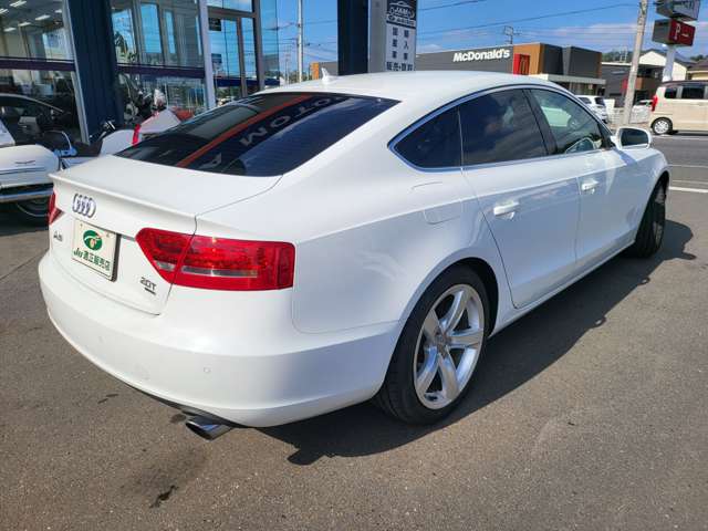 アウディ Ａ５　スポーツバック ２．０ ＴＦＳＩ クワトロ ４ＷＤ H23年 (関東) 99