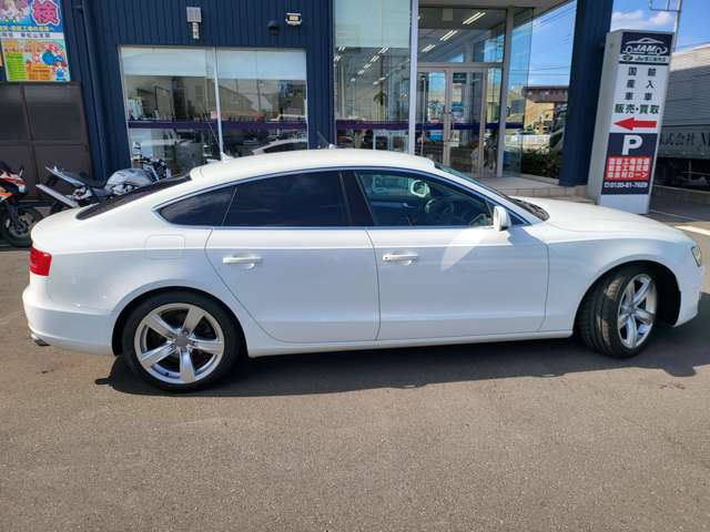 アウディ Ａ５　スポーツバック ２．０ ＴＦＳＩ クワトロ ４ＷＤ H23年 (関東) 99