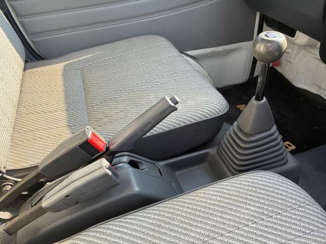 ダイハツ ハイゼットトラック ６６０ スーパーデラックス 三方開 H5年 (甲信越・北陸) 99