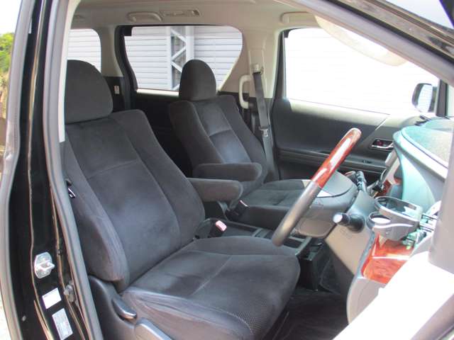トヨタ ヴェルファイア ２．４Ｚ　プラチナセレクション H21年 (近畿) 99
