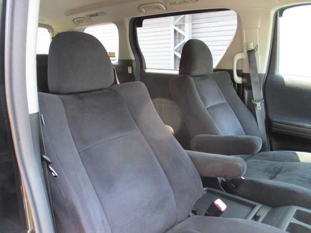 トヨタ ヴェルファイア ２．４Ｚ　プラチナセレクション H21年 (近畿) 99