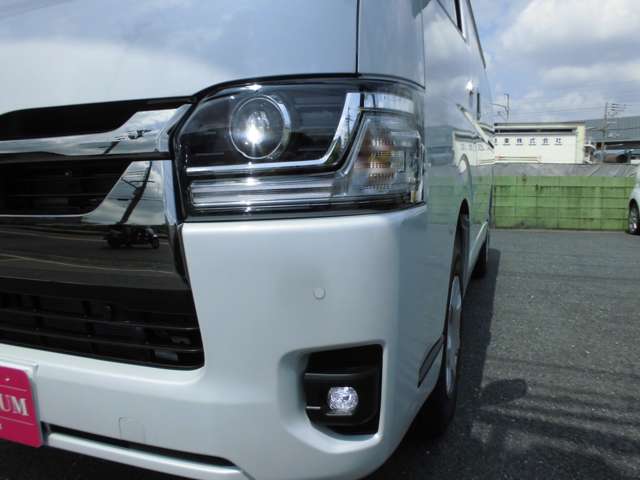 トヨタ ハイエースバン ２．８ スーパーＧＬ ロング ディーゼルターボ ４ＷＤ R8年 (近畿) 99