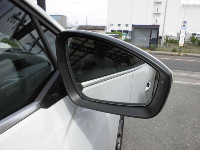 アウディ Ｑ４　ｅ−トロン　スポーツバック ４０　Ｓライン R5年 (近畿) 99