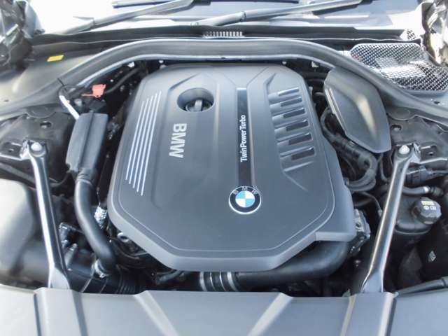 ＢＭＷ ７シリーズ ７４０ｉ H28年 (近畿) 99