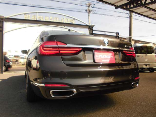 ＢＭＷ ７シリーズ ７４０ｉ H28年 (近畿) 99