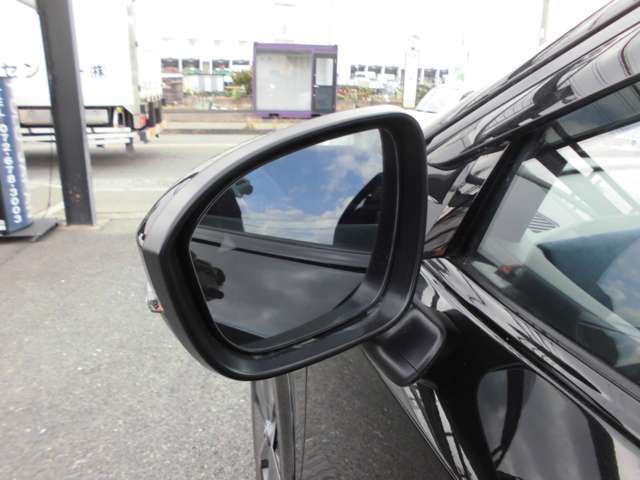 日産 アリア Ｂ９ Ｅ－４ＯＲＣＥ リミテッド ４ＷＤ R5年 (近畿) 99