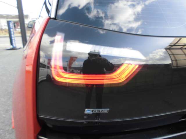 ＢＭＷ ｉ３ レンジエクステンダー 装備車 H27年 (近畿) 99