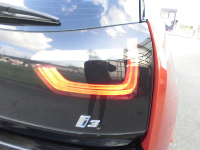 ＢＭＷ ｉ３ レンジエクステンダー 装備車 H27年 (近畿) 99