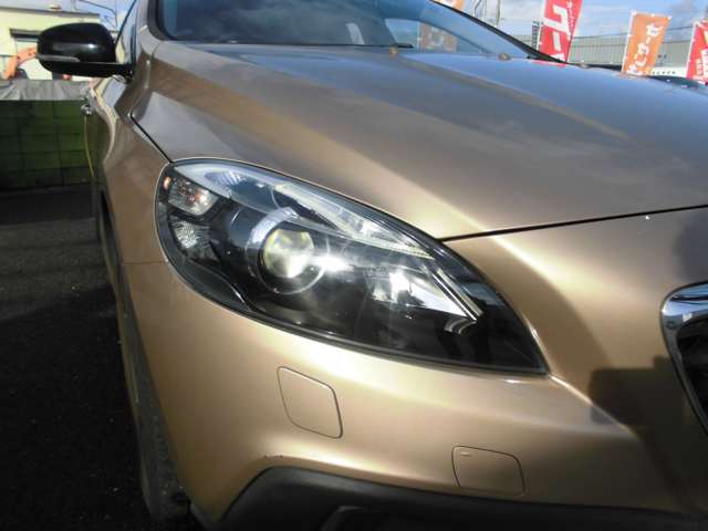 ボルボ Ｖ４０クロスカントリー Ｔ５ ４ＷＤ H25年 (近畿) 99