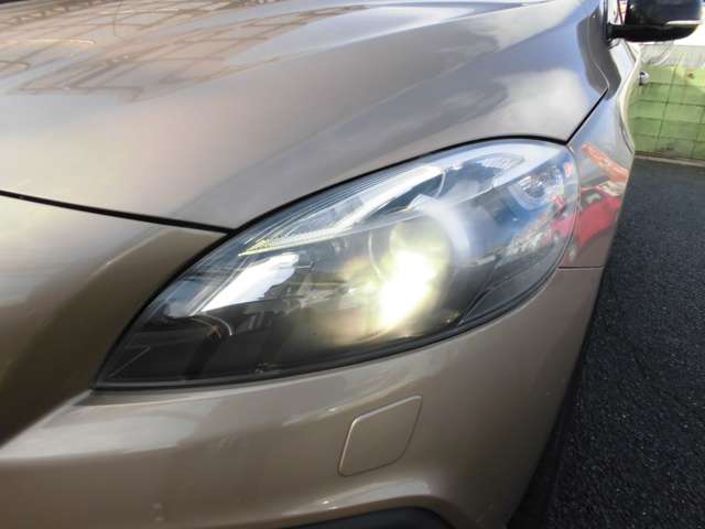 ボルボ Ｖ４０クロスカントリー Ｔ５ ４ＷＤ H25年 (近畿) 99