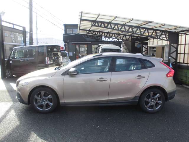 ボルボ Ｖ４０クロスカントリー Ｔ５ ４ＷＤ H25年 (近畿) 99