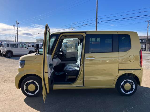 ホンダ Ｎ　ＢＯＸ ６６０ ファッションスタイル ４ＷＤ R6年 (北海道) 99