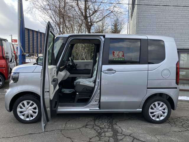 ホンダ Ｎ　ＢＯＸ ６６０ ４ＷＤ R6年 (北海道) 99