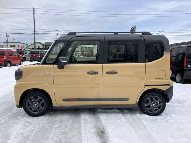 スズキ スペーシア ６６０ ギア ハイブリッド ＸＺ ４ＷＤ R6年 (北海道) 99