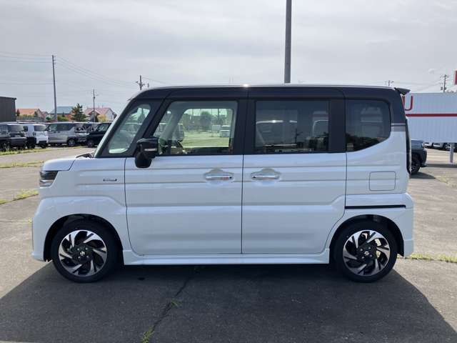 スズキ スペーシア　ギア ６６０ カスタム ハイブリッド ＸＳターボ ４ＷＤ R6年 (北海道) 99