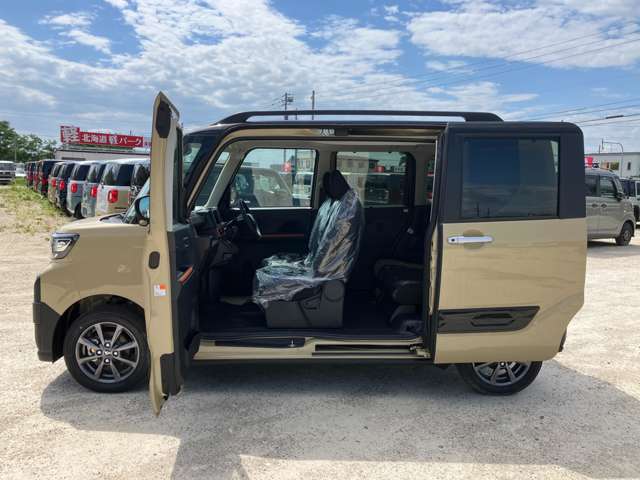 ダイハツ タント ６６０ ファンクロス ４ＷＤ R6年 (北海道) 99