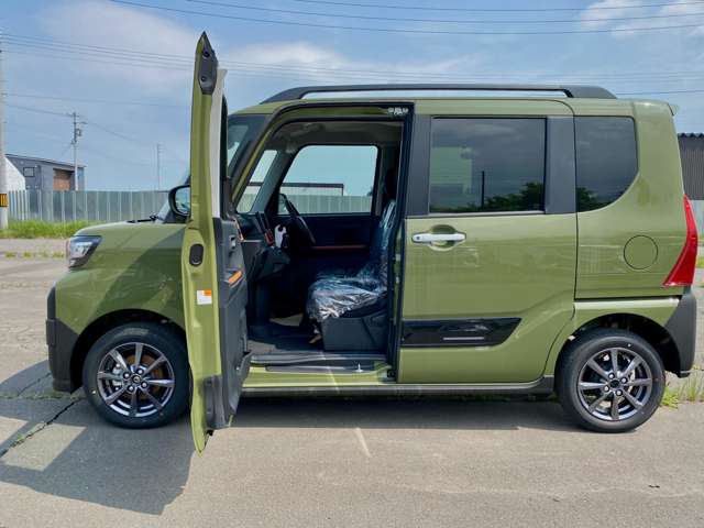 ダイハツ タント ６６０ ファンクロス ４ＷＤ R6年 (北海道) 99
