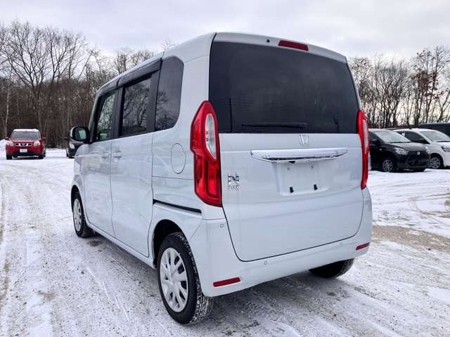ホンダ Ｎ　ＢＯＸ カスタム ６６０ Ｌ ４ＷＤ R3年 (北海道) 99