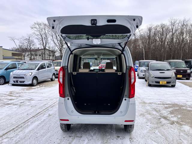 ホンダ Ｎ　ＢＯＸ カスタム ６６０ Ｌ ４ＷＤ R3年 (北海道) 99