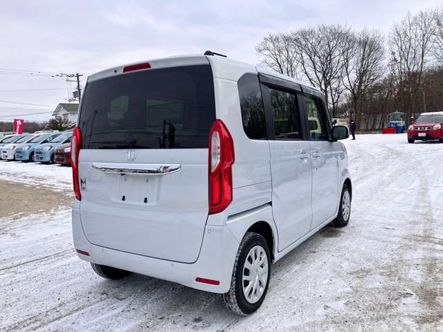 ホンダ Ｎ　ＢＯＸ カスタム ６６０ Ｌ ４ＷＤ R3年 (北海道) 99