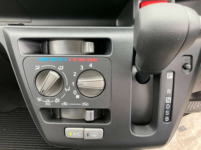 ダイハツ ミラ　イース ６６０ Ｌ ４ＷＤ R1年 (北海道) 99