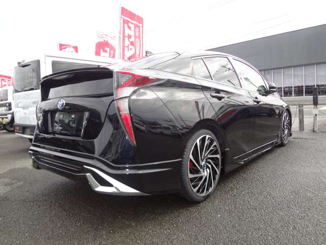 トヨタ プリウス １．８ Ｓ H29年 (九州・沖縄) 99