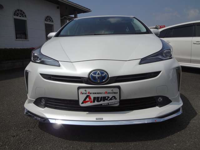 トヨタ プリウス １．８ Ｓ セーフティ プラスＩＩ R4年 (九州・沖縄) 99