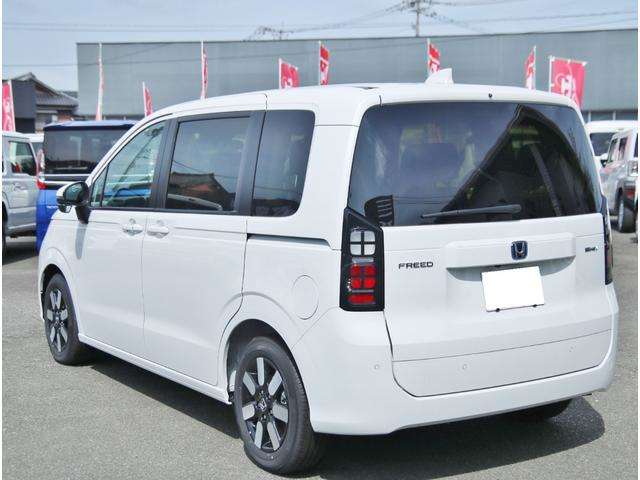 ホンダ フリード　ハイブリッド １．５ Ｅ：ＨＥＶ エアー ＥＸ R7年 (九州・沖縄) 99