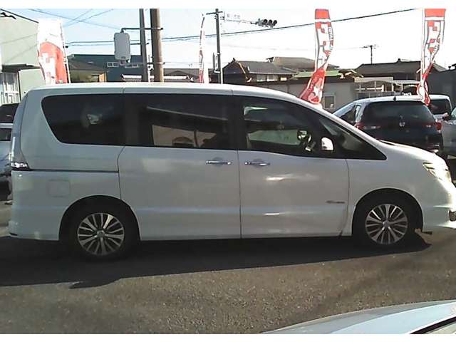 日産 セレナ ２．０ ハイウェイスター Ｇ Ｓ－ＨＹＢＲＩＤ H26年 (九州・沖縄) 99
