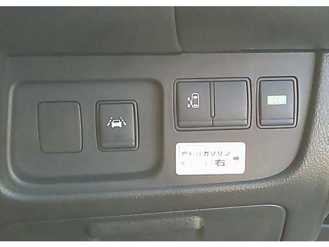 日産 セレナ ２．０ ハイウェイスター Ｇ Ｓ－ＨＹＢＲＩＤ H26年 (九州・沖縄) 99