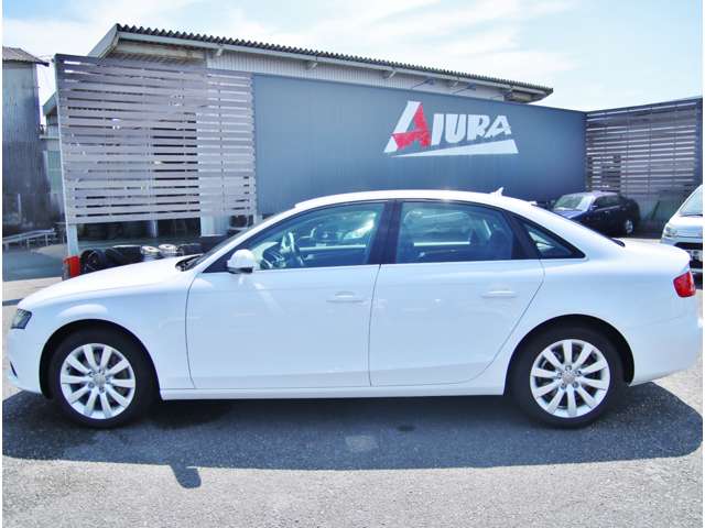アウディ Ａ４ ２．０ ＴＦＳＩ クワトロ ４ＷＤ H22年 (九州・沖縄) 99