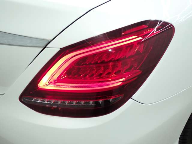 メルセデスベンツ Ｃクラス Ｃ２００　アバンギャルド　ＡＭＧライン R1年 (九州・沖縄) 99