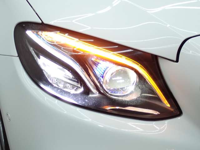 メルセデスベンツ Ｅクラスワゴン Ｅ２２０Ｄ アバンギャルド スポーツ（本革仕様） ディーゼルターボ H29年 (九州・沖縄) 99