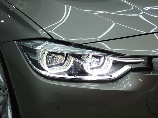 ＢＭＷ ３シリーズ ３２０ｉ　ラグジュアリー H29年 (九州・沖縄) 99