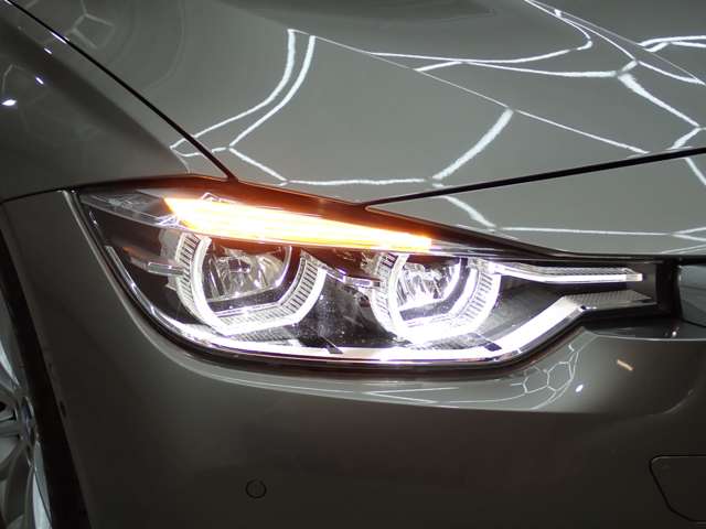 ＢＭＷ ３シリーズ ３２０ｉ　ラグジュアリー H29年 (九州・沖縄) 99